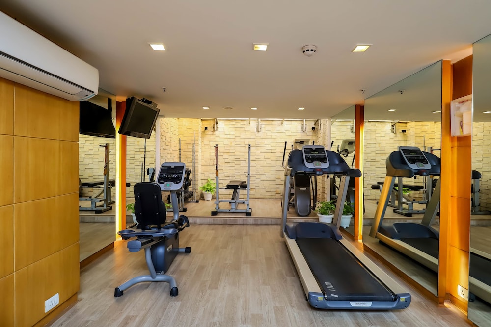 Radisson Hotel Sector 29 Gurugram 38/57