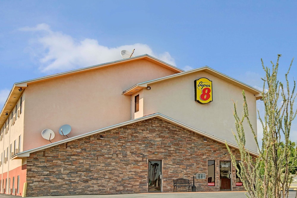 Super 8 by Wyndham Las Cruces University Area 1/21