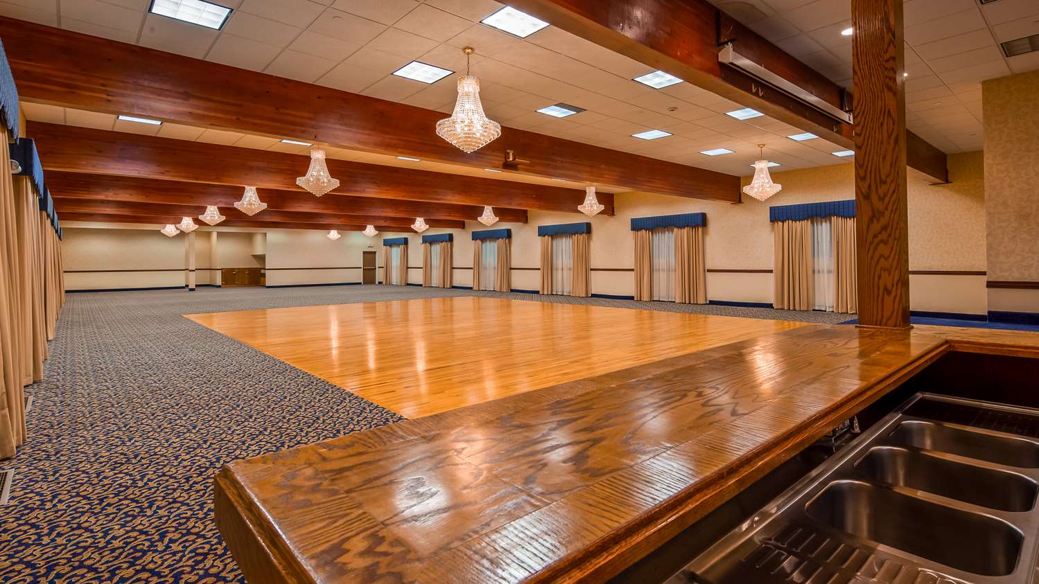 Best Western Plus Flathead Lake Inn And Suites 54/74