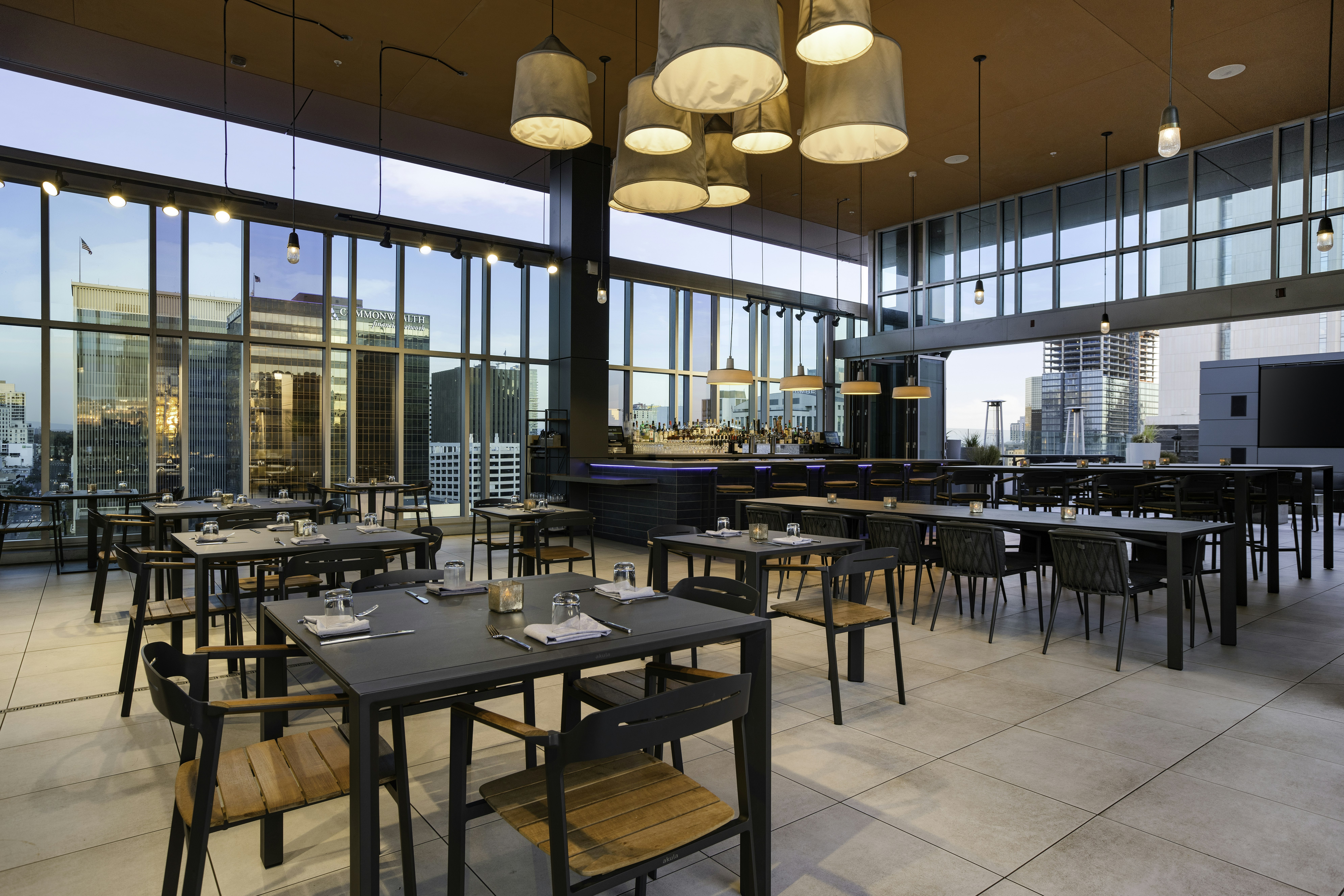 Carte Hotel San Diego Downtown Curio Collection By Hilton 65/87