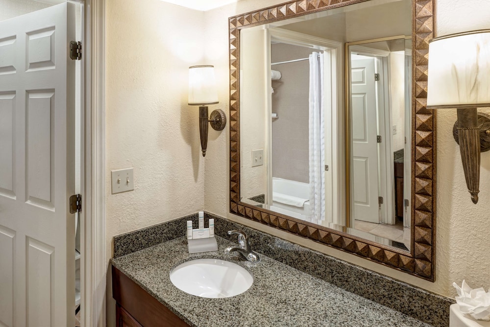 Homewood Suites by Hilton Jackson-Ridgeland 10/42