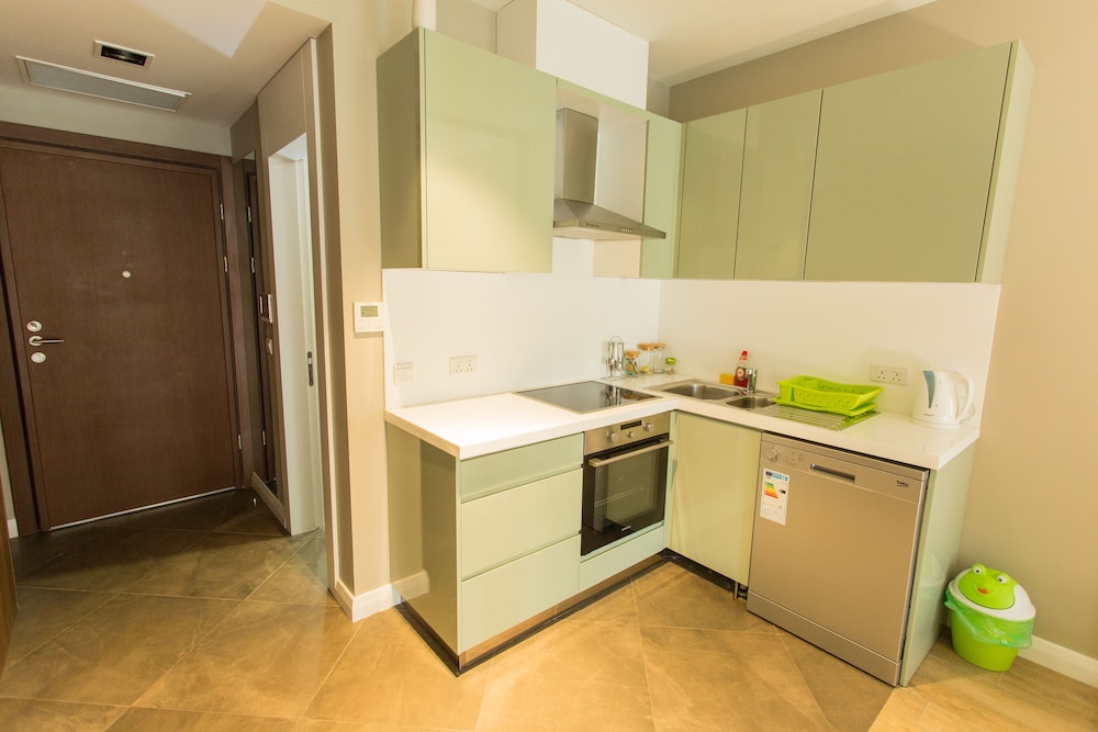 Accra Luxury Apartments Cantonments (Ex A-Lux Apartments) 31/80