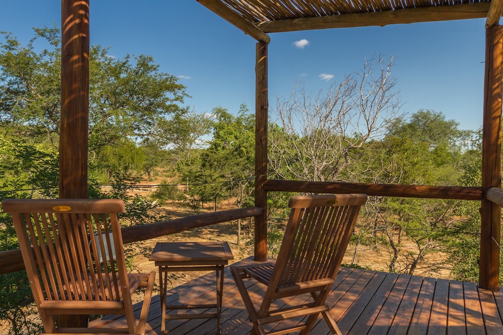 Panzi Lodge 32/50