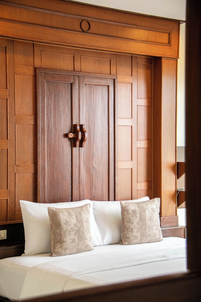 Lamphu Tree House Boutique Hotel 53/70