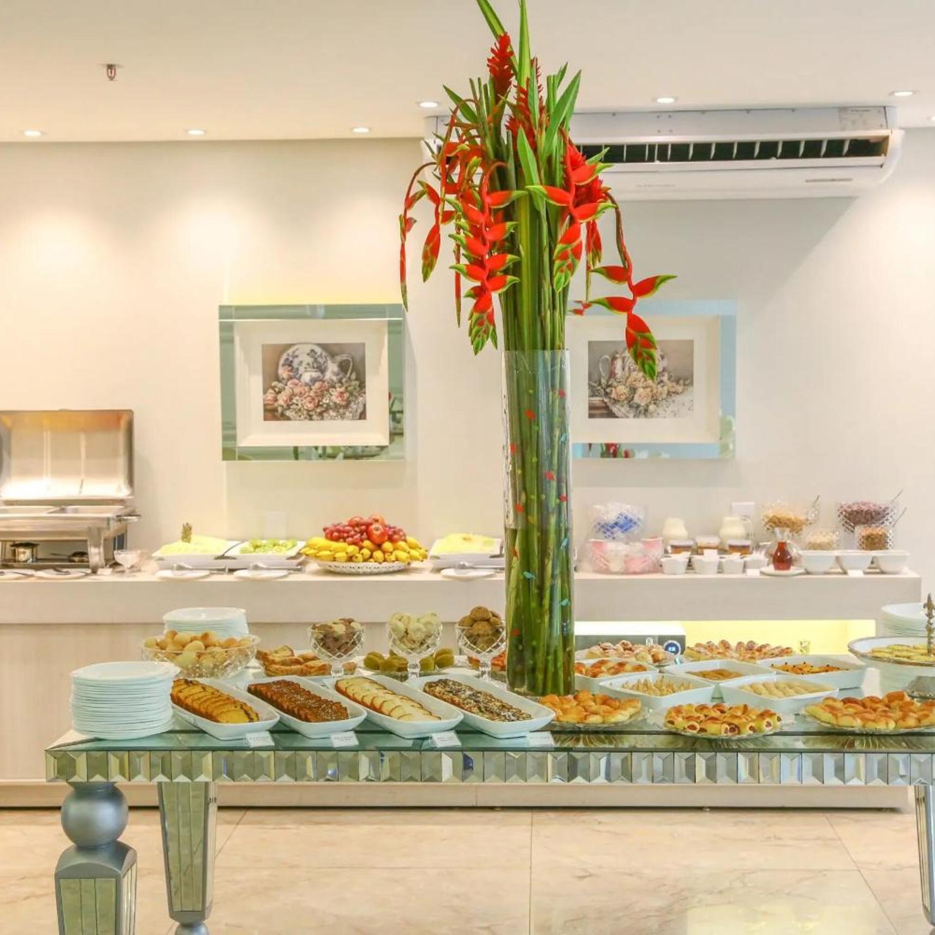 Ceu Palace Hotel 7/50
