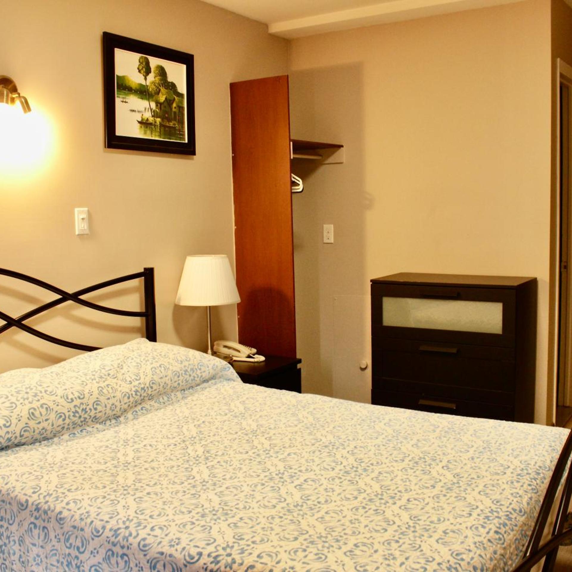 Hotel Victor 16/33