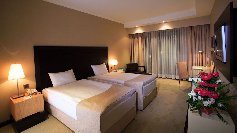 Sundance Hotel Istanbul 10/66