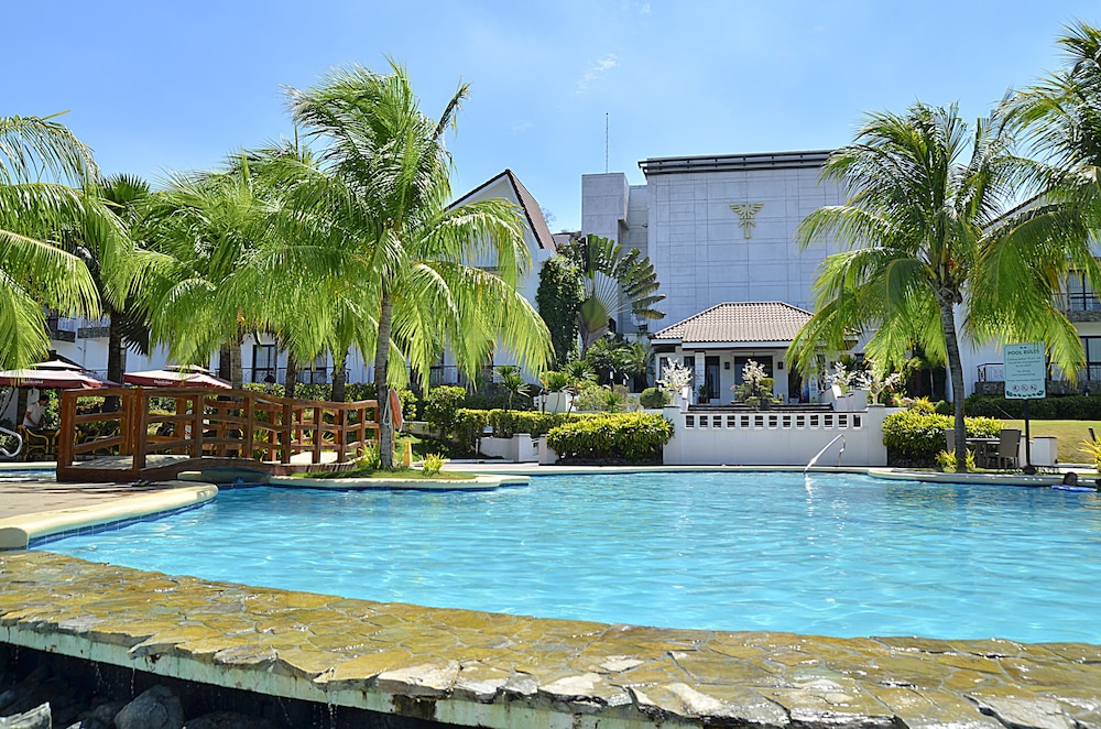 Thunderbird Resorts - Rizal 7/70