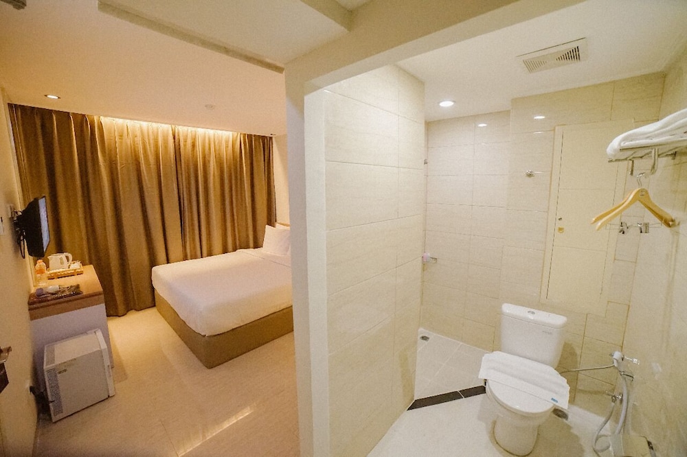 Hotel Dharmein Jakarta 58/58