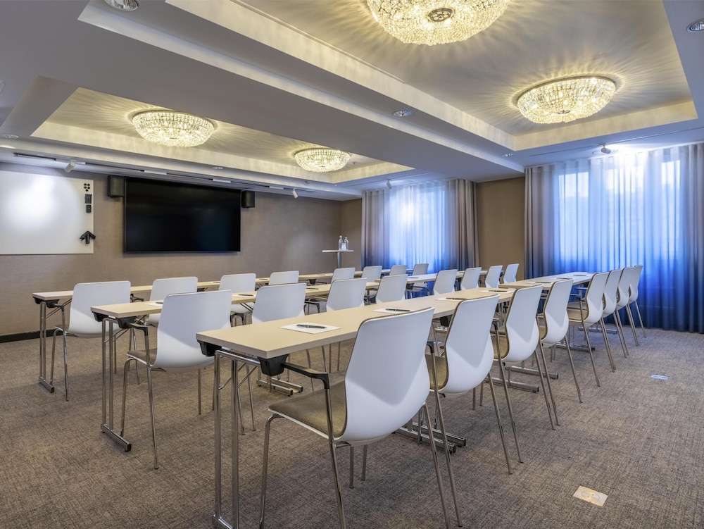 Radisson Blu Scandinavia 34/47