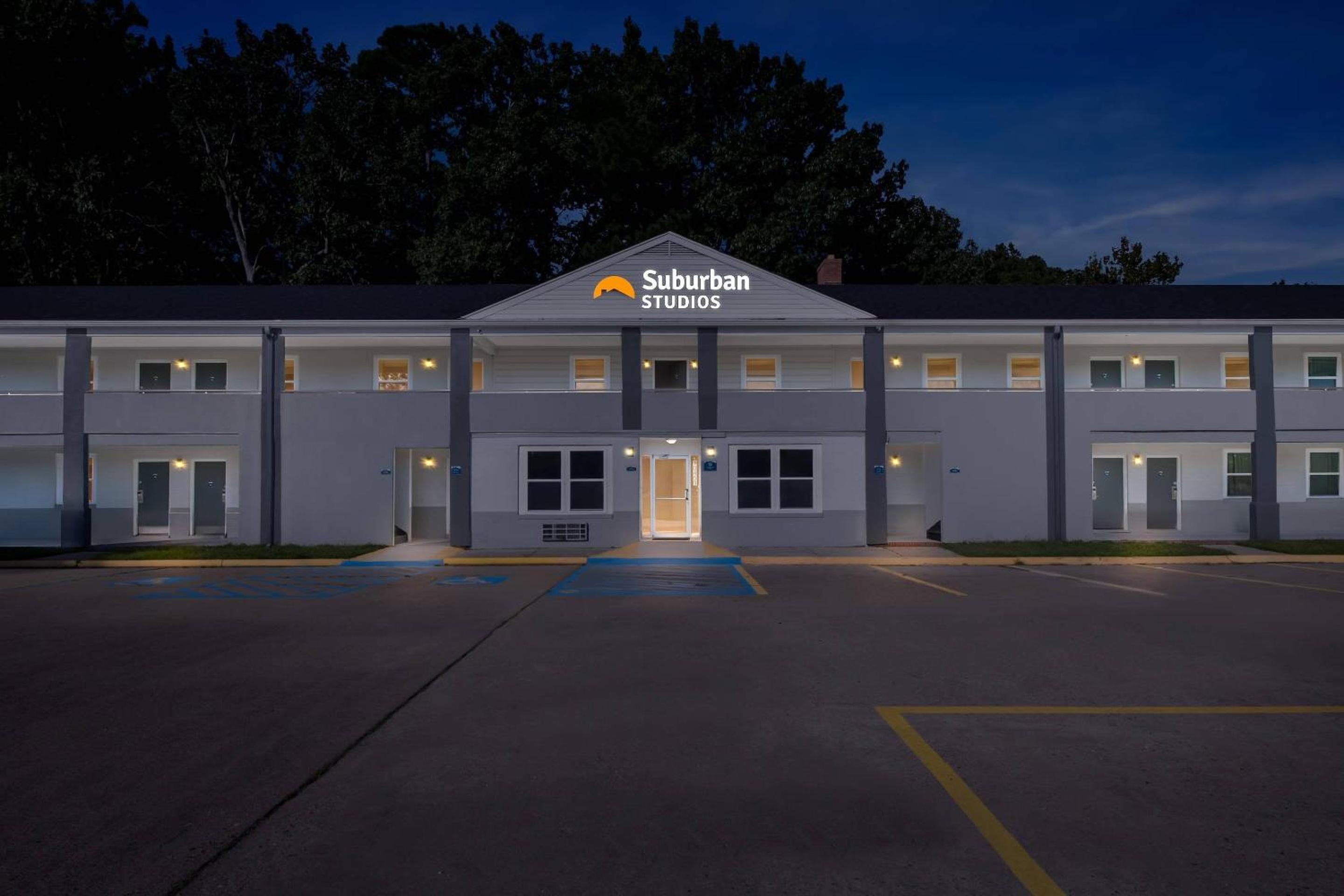 Suburban Studios Newport News - Hampton 4/49