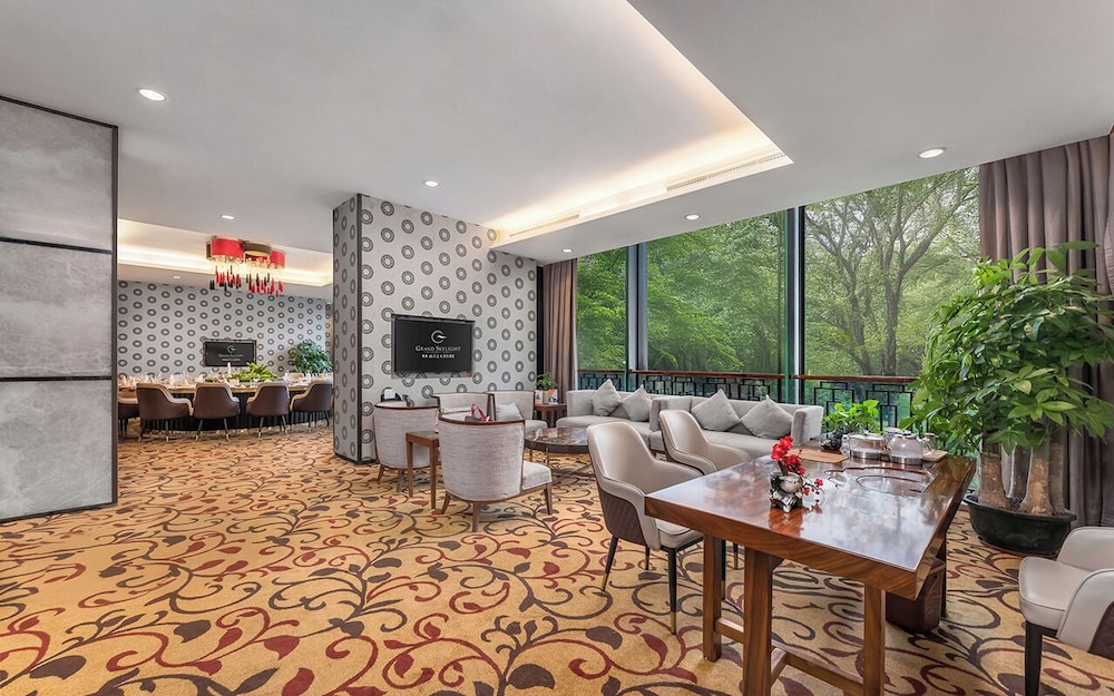 Grand Skylight International Hotel Guanlan 28/50