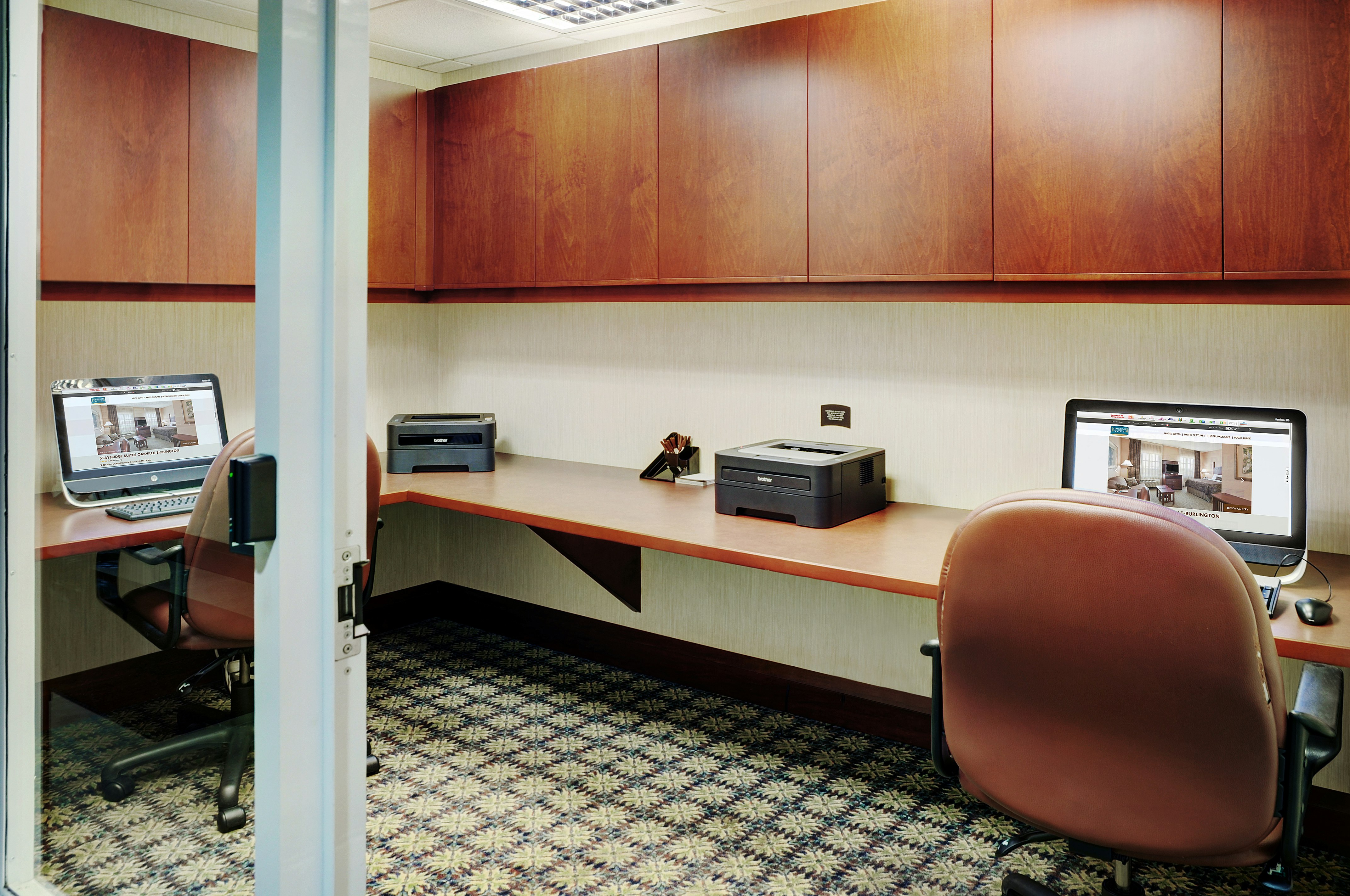 Staybridge Suites Oakville Burlington 67/78