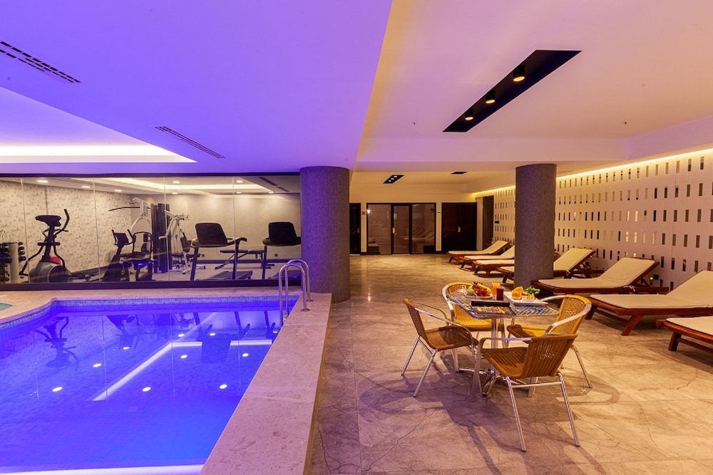 Ilci Residence Hotel 32/68