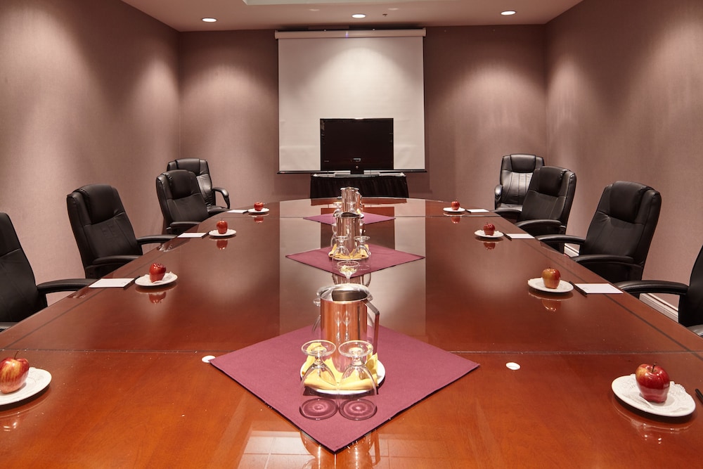 Executive Plaza Hotel Metro Vancouver 41/50