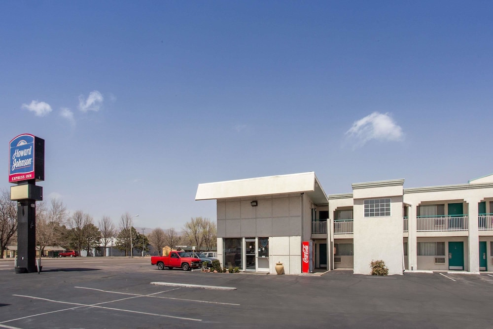 Howard Johnson By Wyndham Colorado Springs 31/33