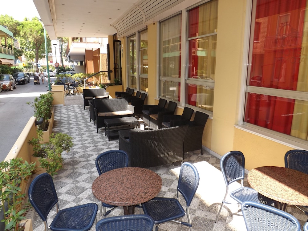 Mimosa Hotel 27/50