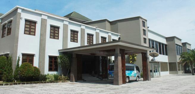 Bahamas Hotel And Resort 29/31