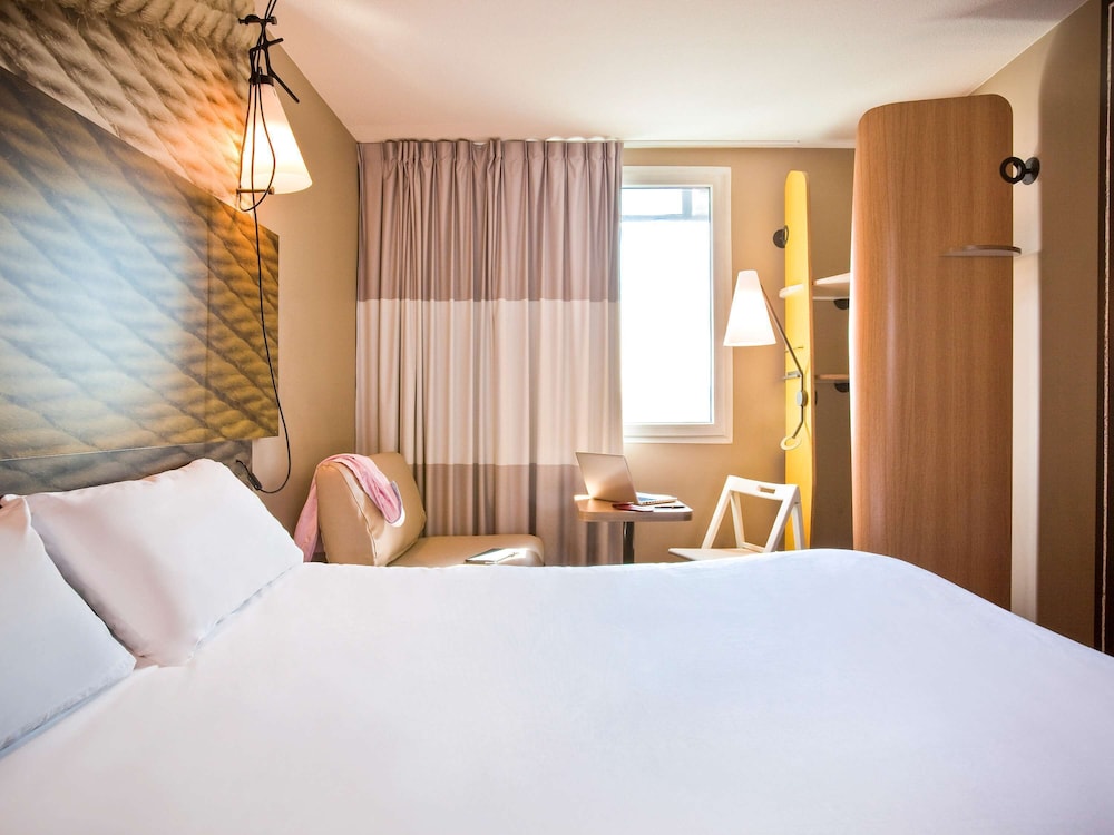 Ibis Paris Porte De Clichy Centre 9/71