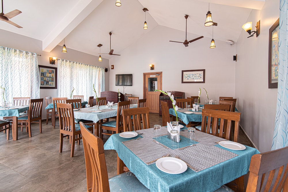 THE GRAND LEONEY RESORT 50/65