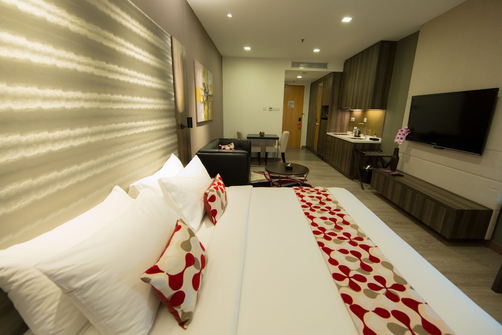 Ramada Suites by Wyndham Kuala Lumpur City Centre 9/64