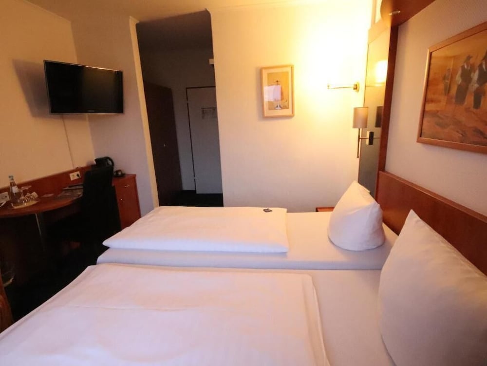 Hotel Am Stadtpark 30/63