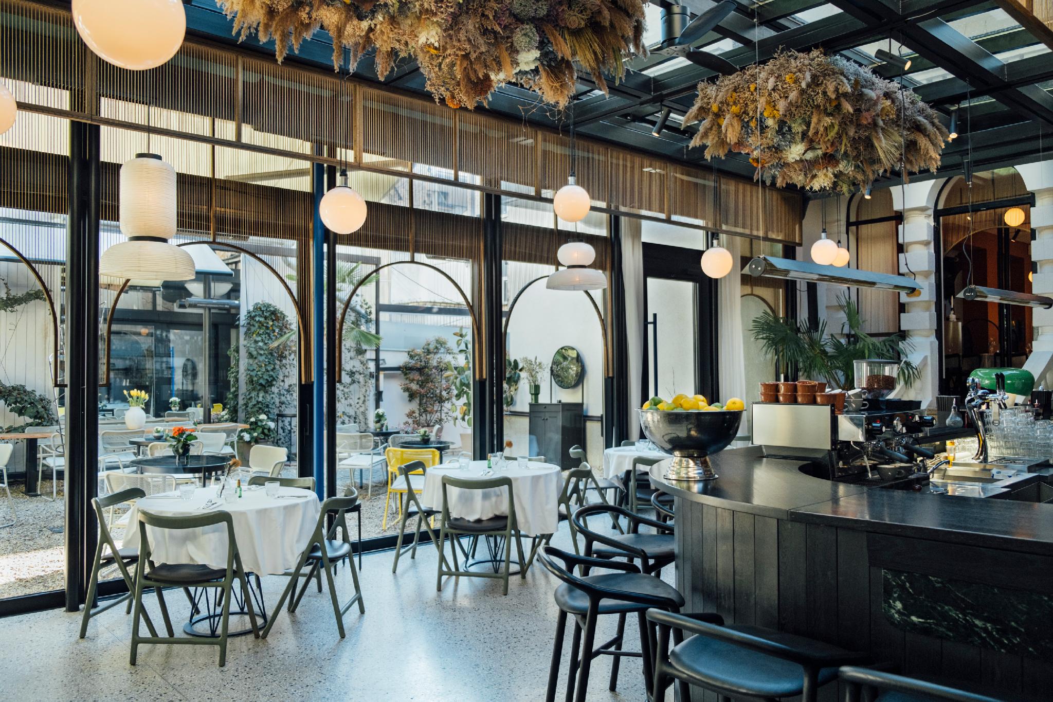 Pavilion Boutique Hotel 20/36