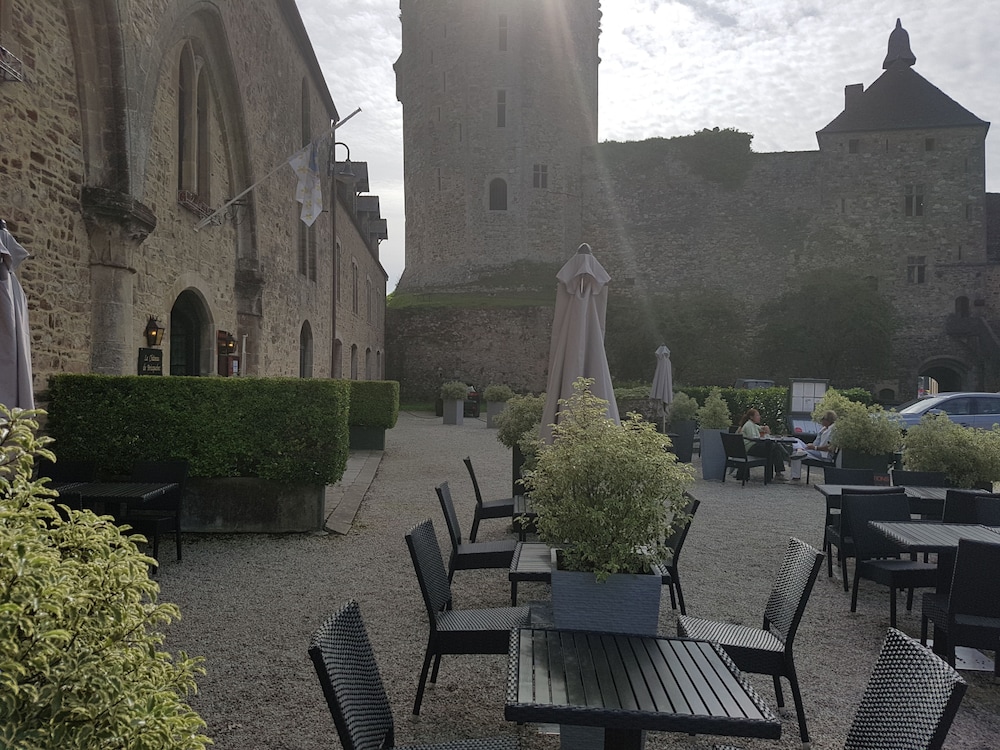 Le Chateau de Bricquebec 27/32