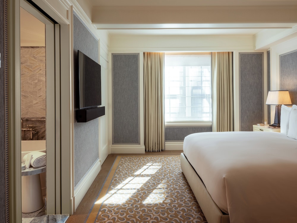 JUNIOR SUITE, DELUXE