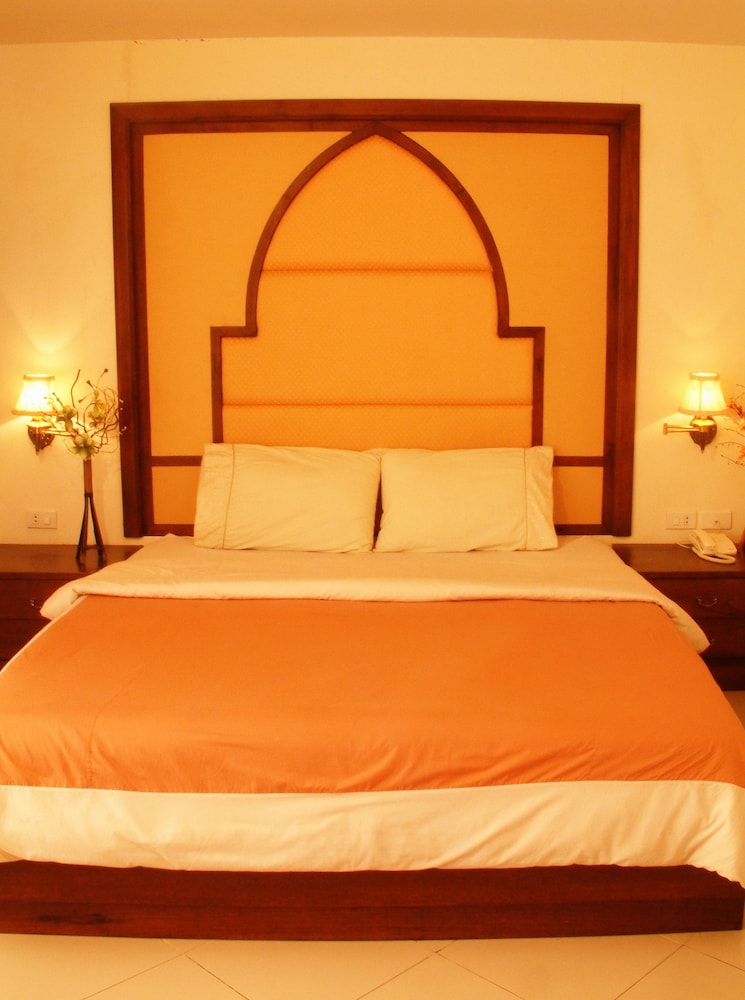 STANDARD, DOUBLE OR TWIN BED