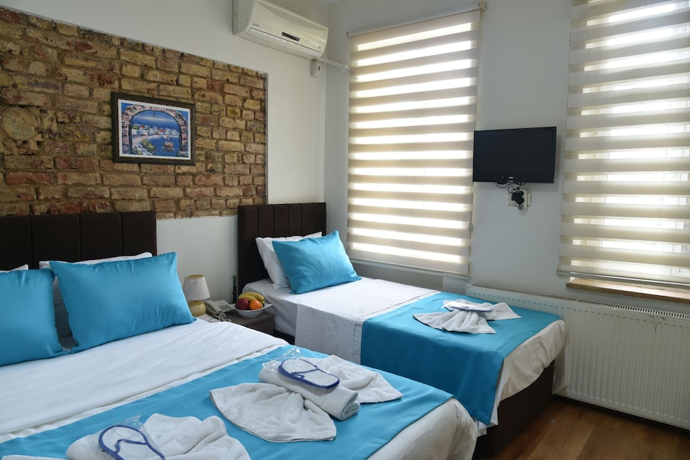 Taksim Trust Hotel (ex Ilya Pera Hotel) 23/63