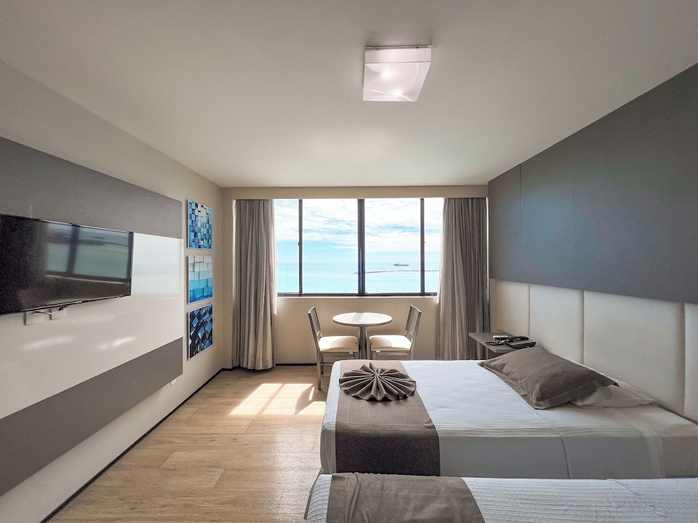 Marina Park Hotel 18/65