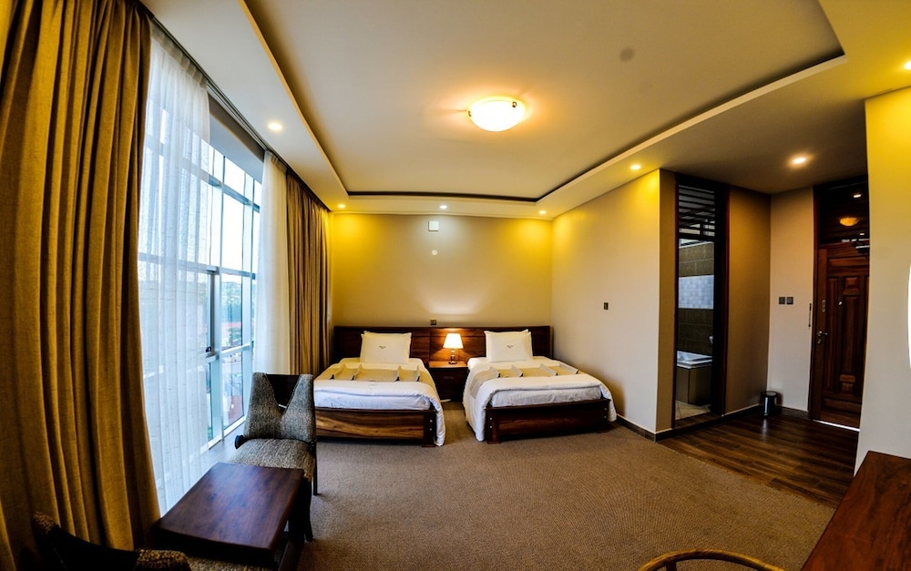 Maple Leaf Hotel Masaka 11/32