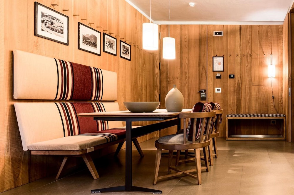 Eden Hotel 31/39