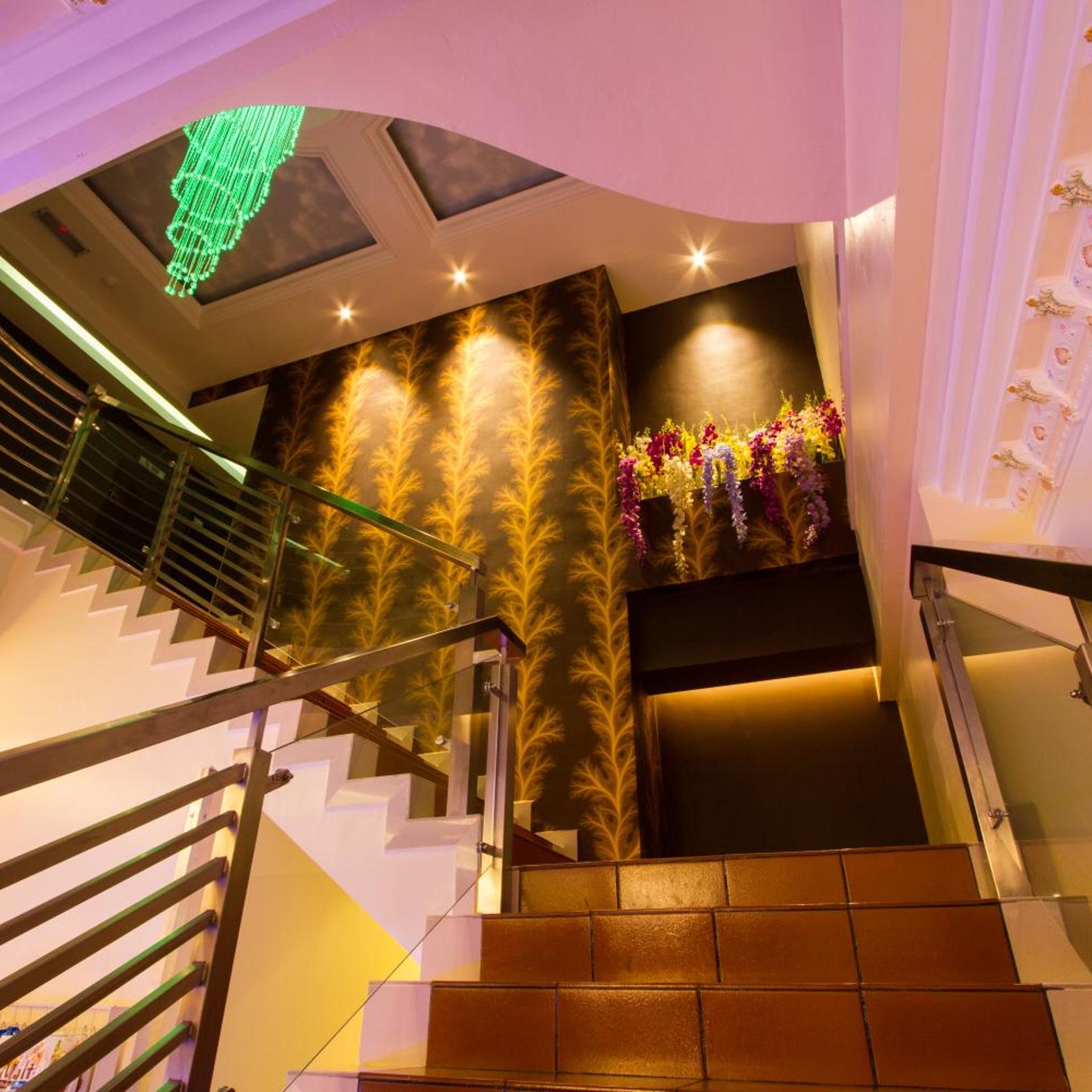 Js Hotel 5/60