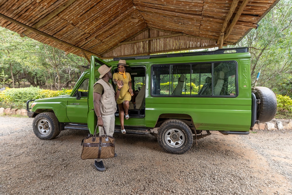 Sentrim Mara Lodge 32/47