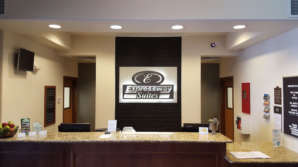 Expressway Suites Fargo photo4