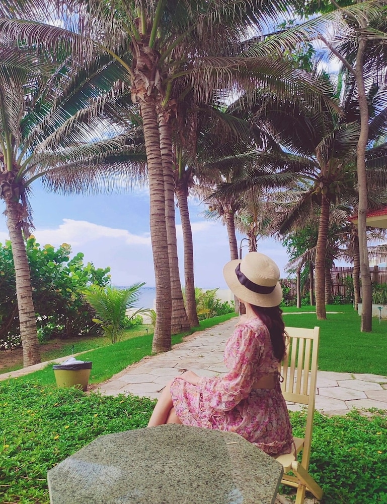 Saigon Emerald Resort 59/72