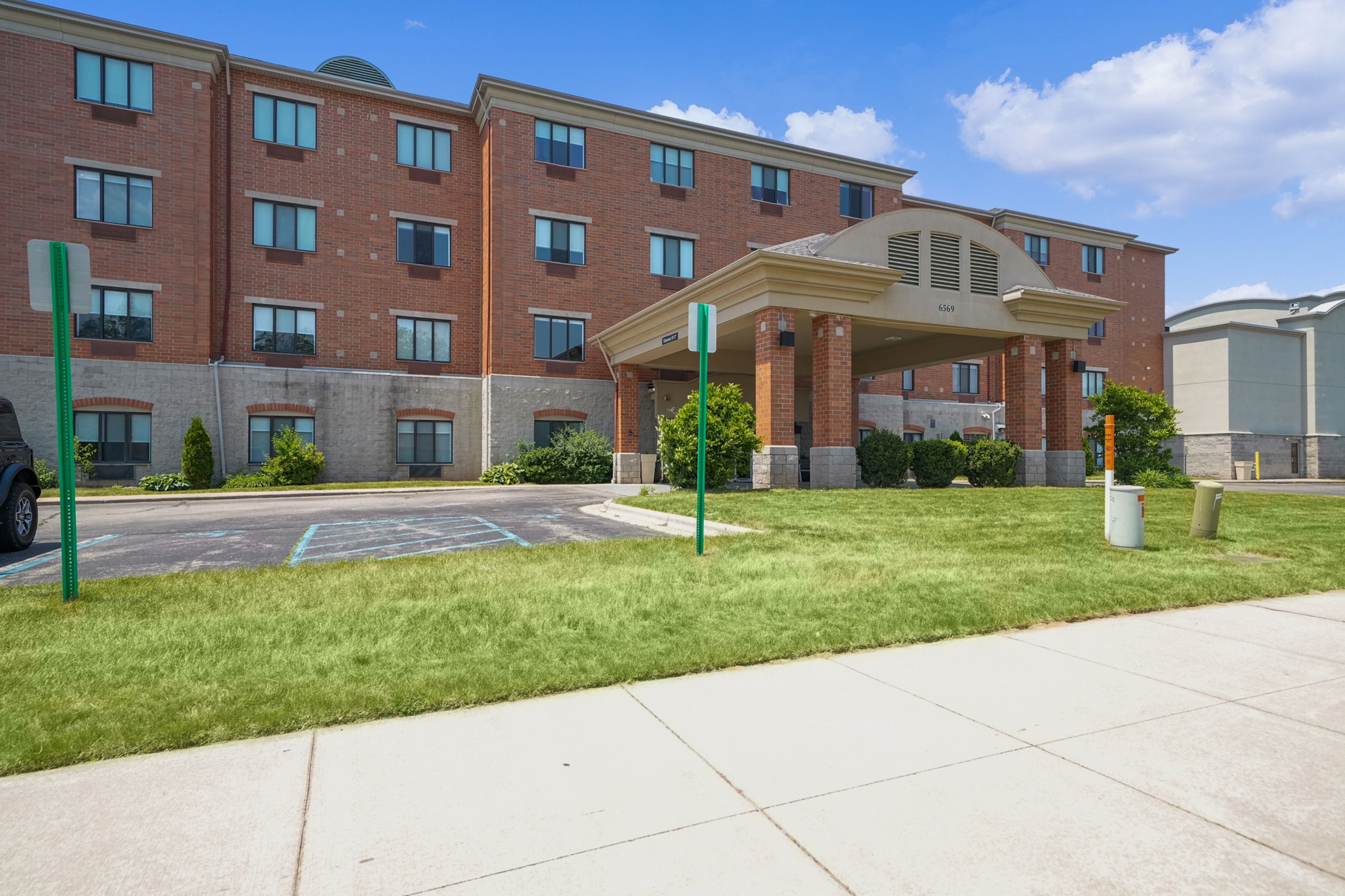 Holiday Inn Grand Rapids South 36/39
