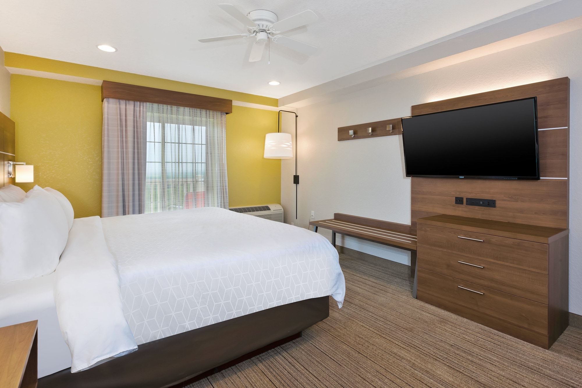 2 Bedrooms, Penthouse, Suite, 2 King Beds, Valley View, 2 Sofa, Jetted Tub, Kitchen