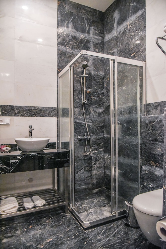 Luxir Hotel Taksim, Istanbul 43/49