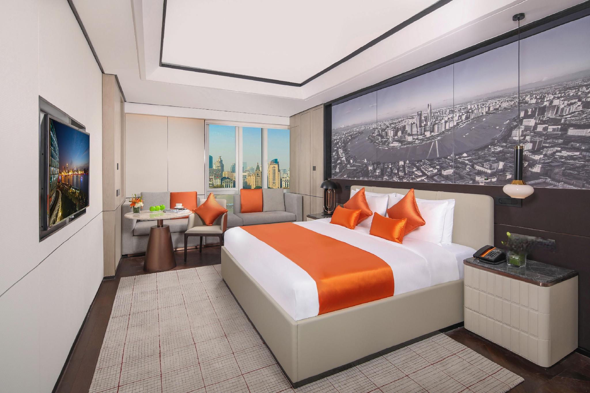 Room at Oriental Riverside Hotel Shanghai International Convention Center, SHANGHAI