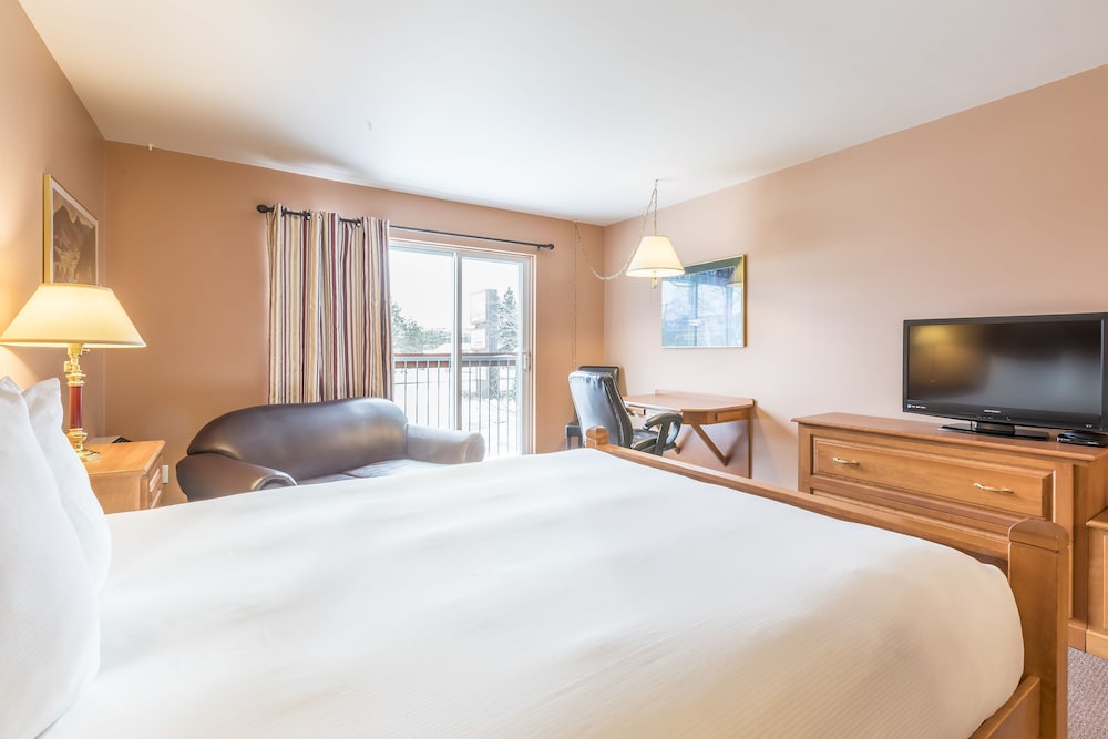 Hotel Baie Saint Paul 6/50