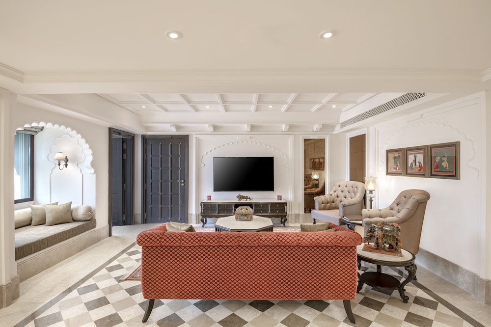 Aurika Udaipur - Luxury by Lemon Tree Hotels 36/50