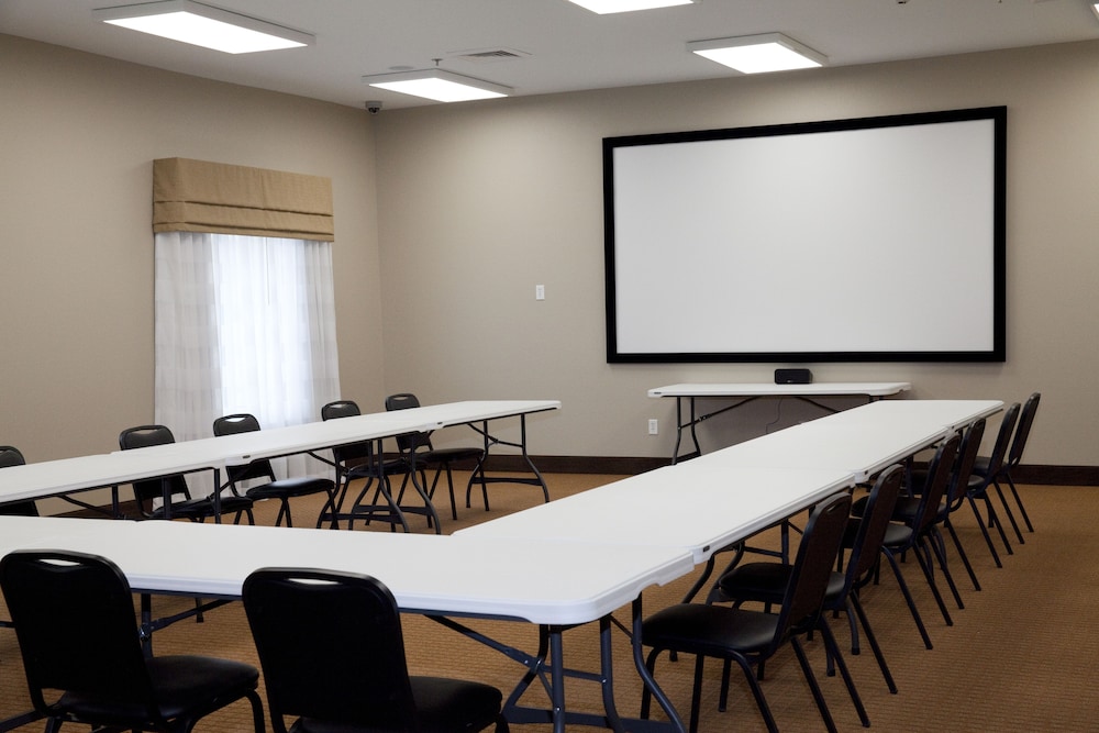 Sleep Inn & Suites Belmont / St. Clairsville 40/45