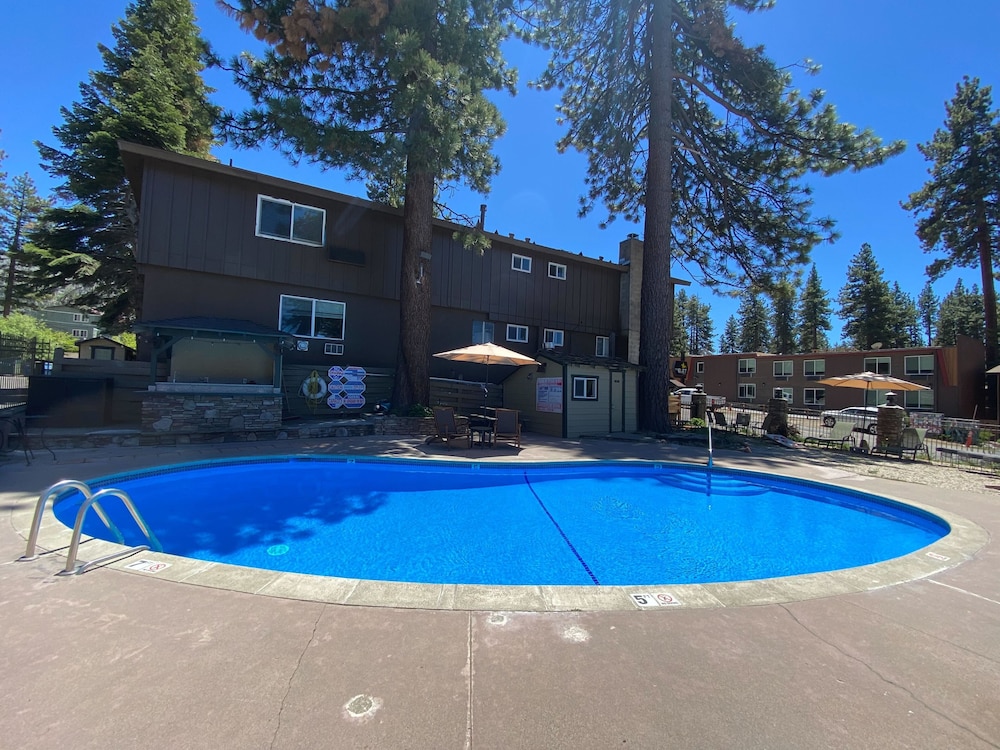 Mark Twain Lodge 44/74
