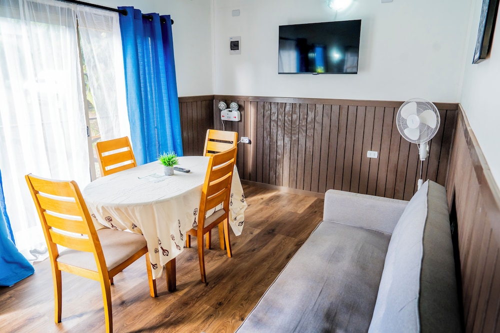 Hotel Y Cabanas Henua Iti 28/50