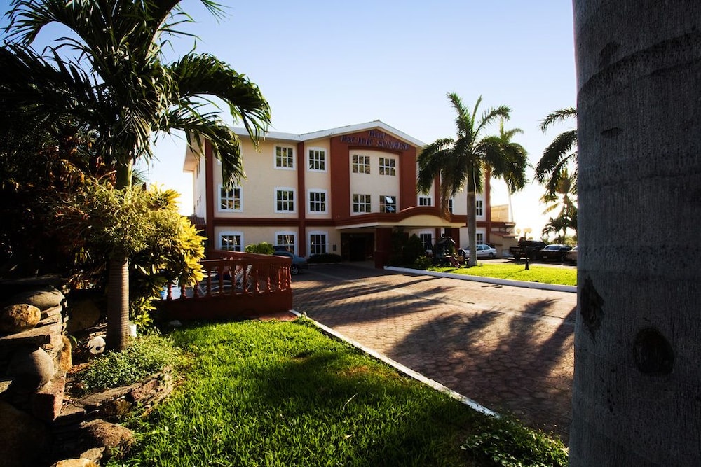 Hotel Pacific Sunrise 21/22