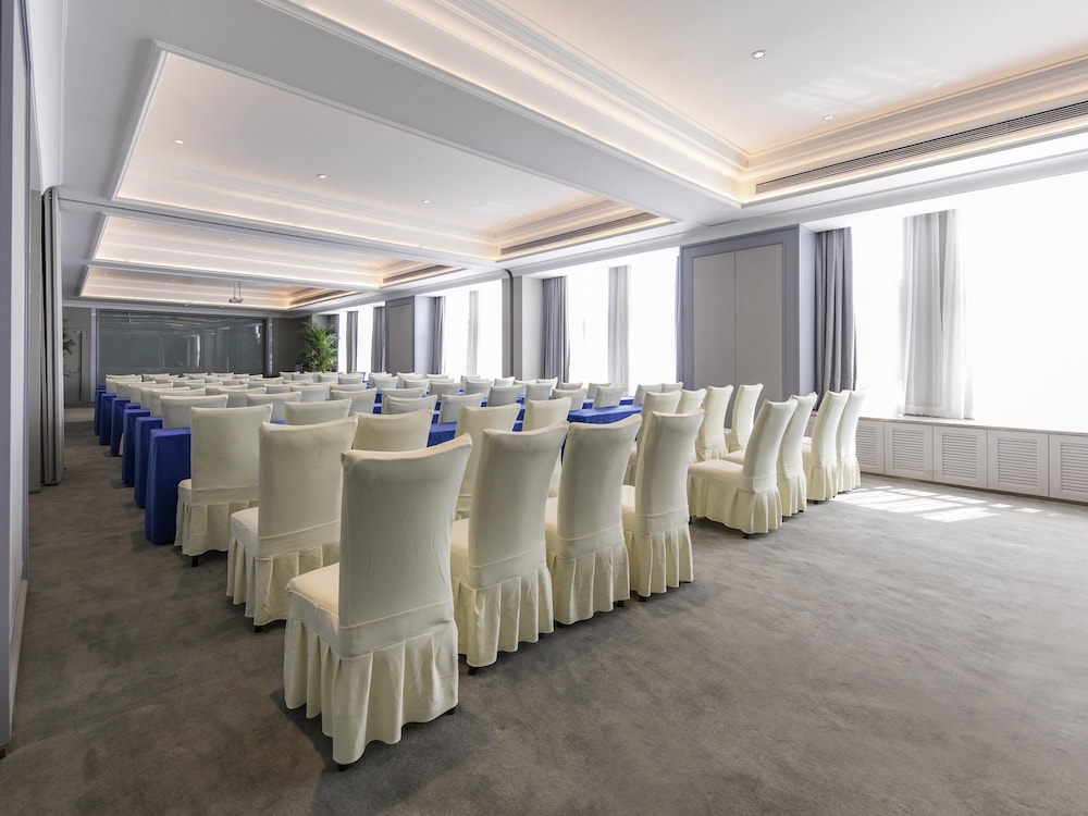 Mercure Ordos Downtown 26/26