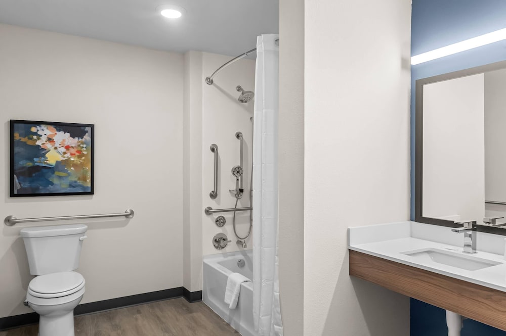 Everhome Suites Bowling Green 49/53